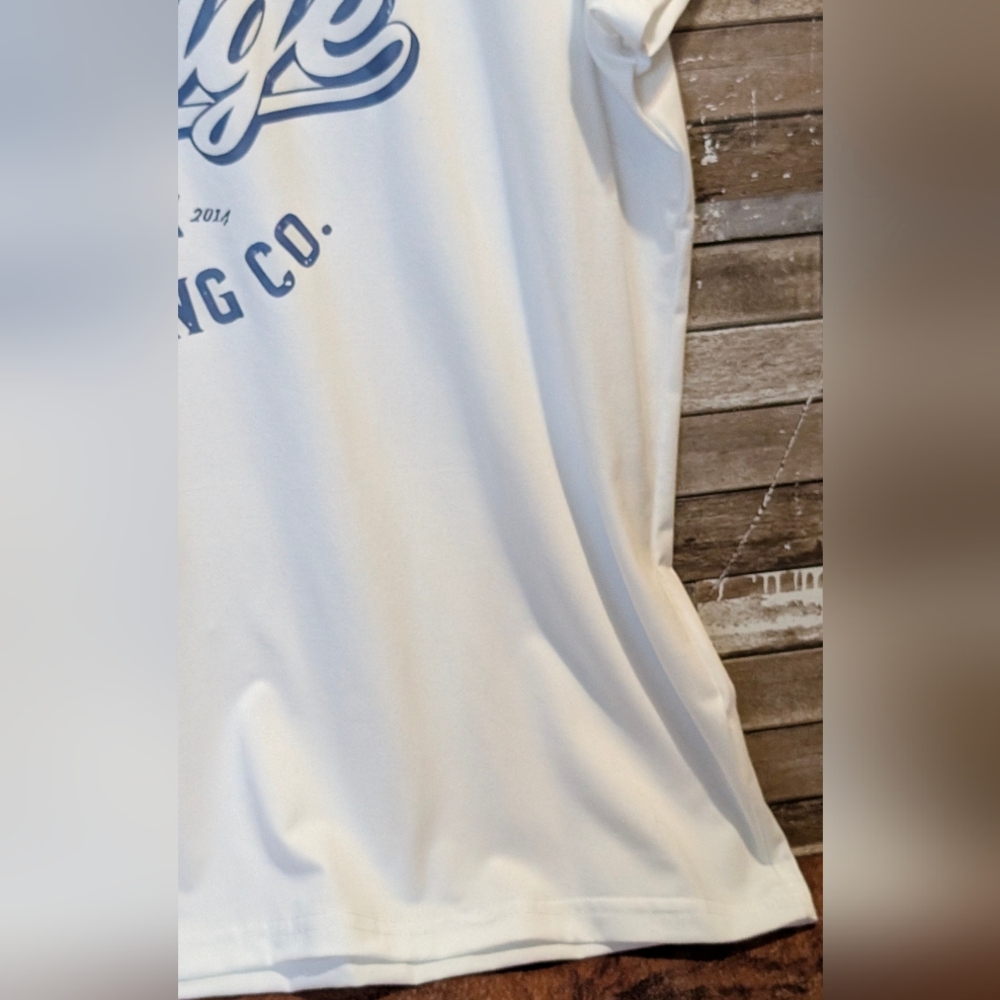New White Vintage Graphic Tee - Picture 7 of 15